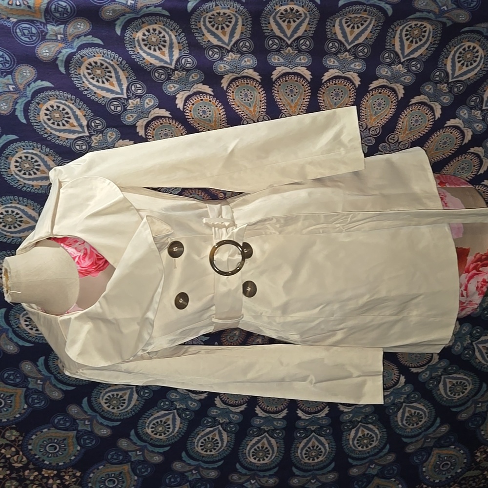 Green with Envy sz small cream jacket